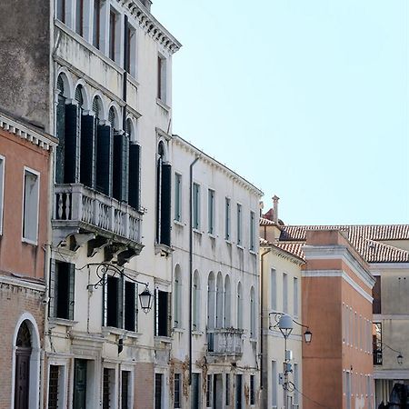 Riva De Biasio Hotel Venice Exterior photo